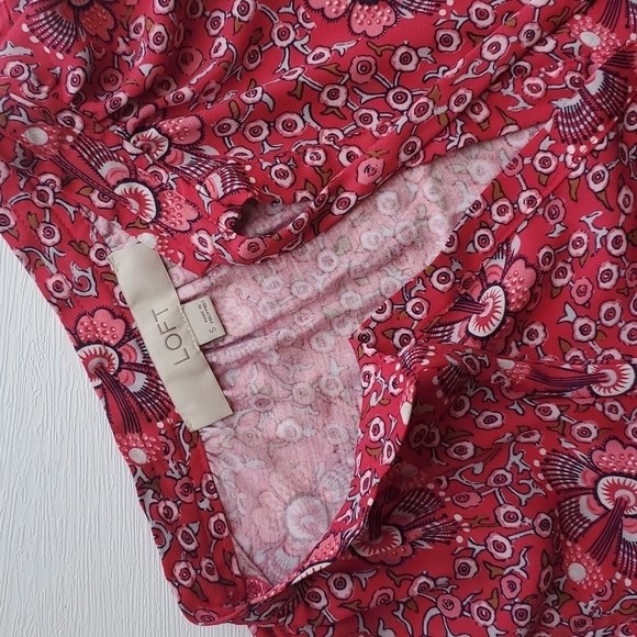 Loft Pink Sleeveless Floral Tank S - Picture 2 of 4